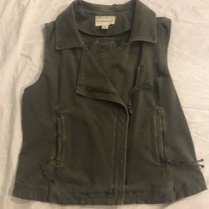 Marrakech Moto green vest size L NWOT